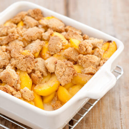 A Perfect Peach Crumble-Sweet, Velvety and Crunchy